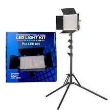 LED 800 Professional Video Light ( No Stand ) - Image 2